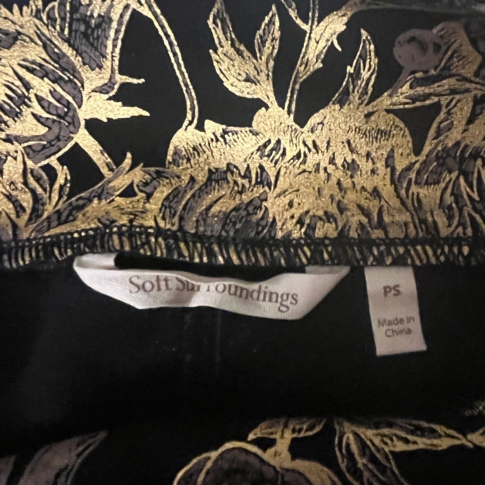 Soft Surroundings Black and Gold Patterned Ankle Pants, Small Petite - Picture 5 of 7